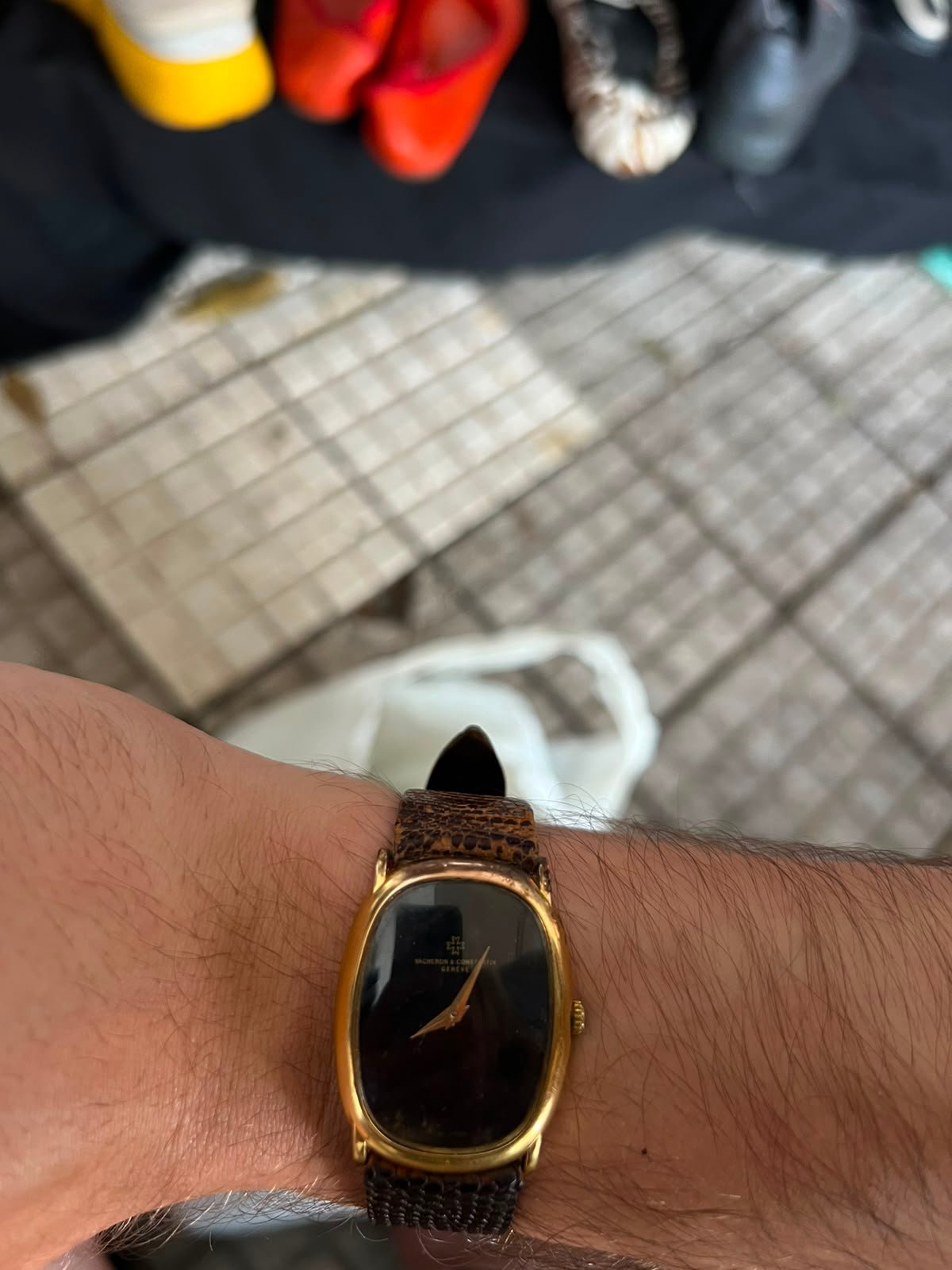 Relógio de luxo Vacheron Constantin em ouro comprado pela Ivanovites